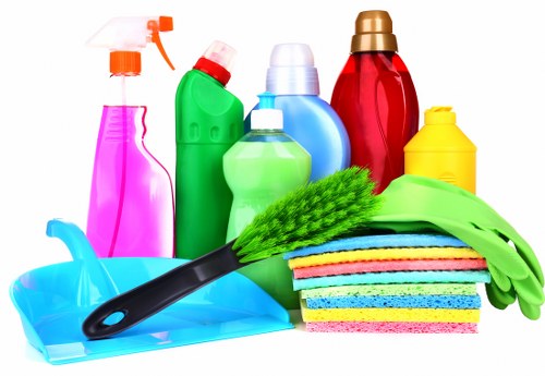 Deep cleaning and stain treatment for a mattress in East London