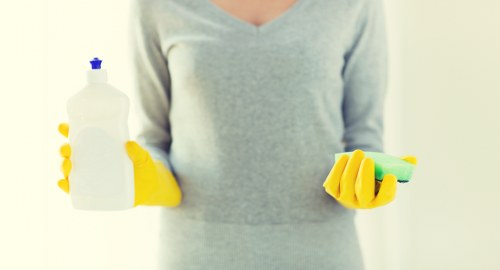 Commercial cleaning of desks and shared areas in an E8 office