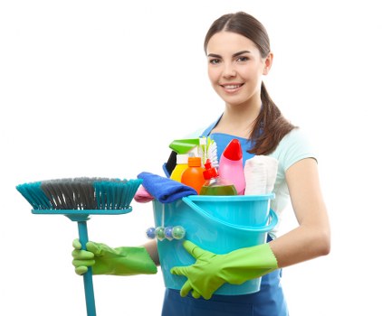 Office kitchen and communal area cleaning in East London E8