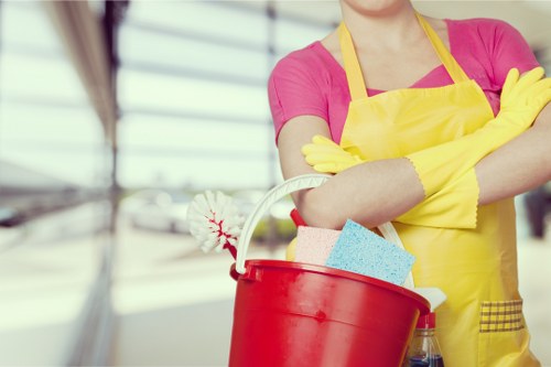 End of tenancy cleaning for a flat in the E8 area